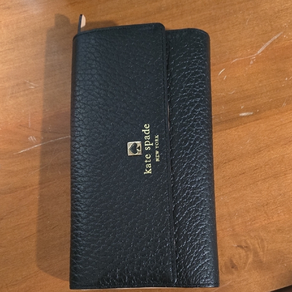 Kate Spade Black Textured Wallet - Picture 1 of 4